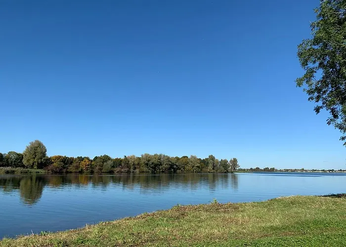 Atelier Onder De Notenboom Lägenhet Appeltern